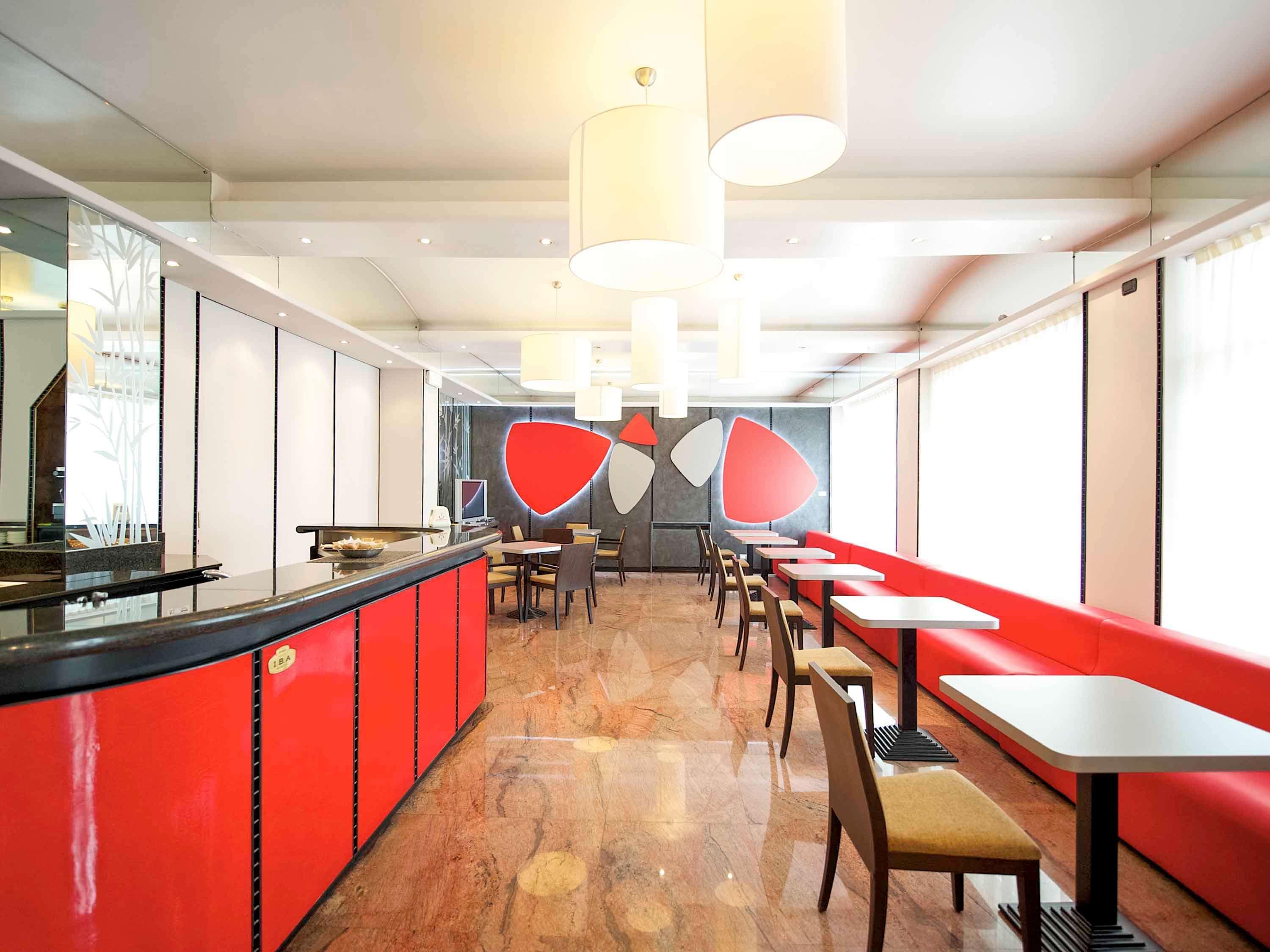 Ibis Styles Parma Toscanini Экстерьер фото