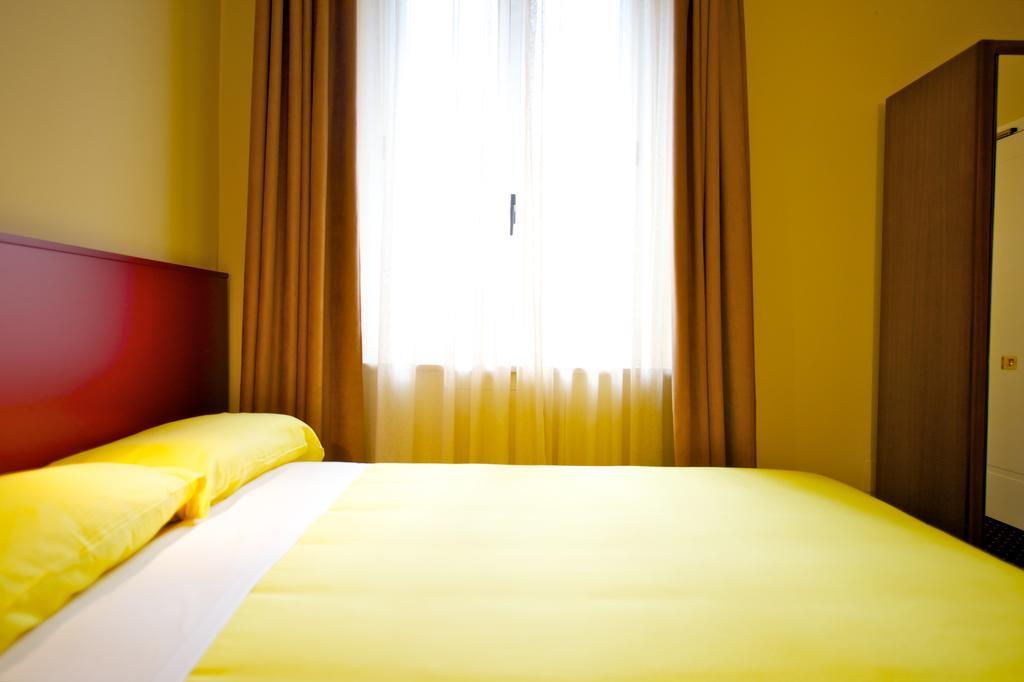 Ibis Styles Parma Toscanini Экстерьер фото